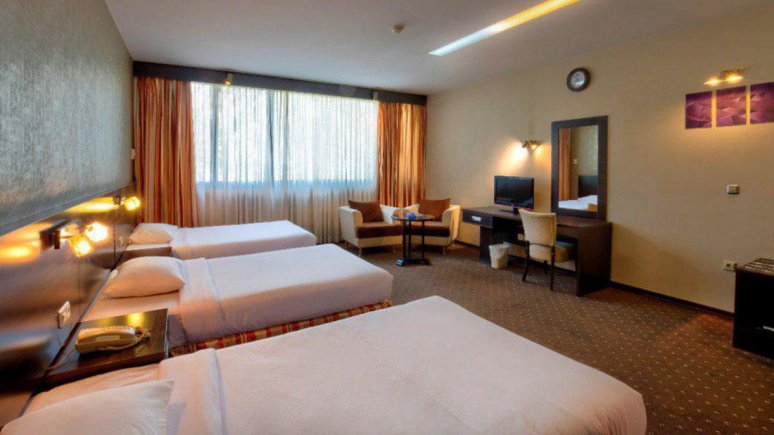 اتاق سه تخته هتل آکادمی تهران